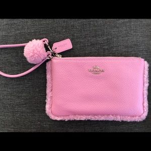 NEW Coach faux fur-trimmed wristlet